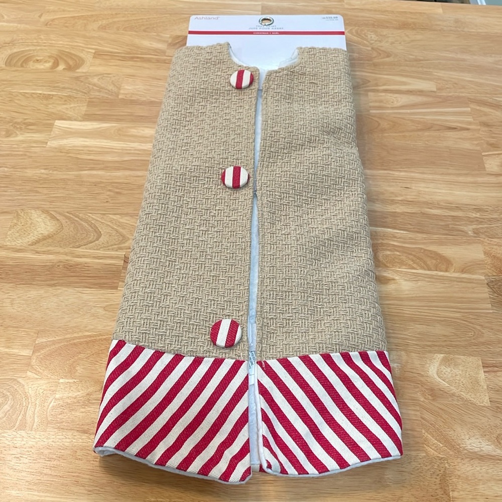 Ashland Christmas Tree Skirt 48 Inch Tan with Red & White Stripe Accents NWT